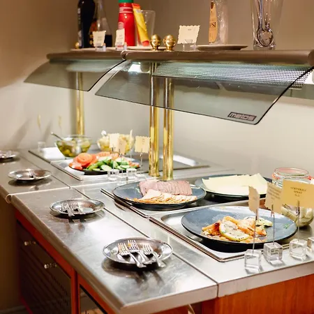 Elegantne Tuba Kahele Twin Grand Hotelliga Samas Hoones! Viljandi (Viljandimaa)